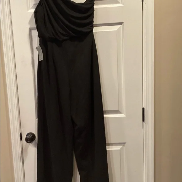 - Love X Design Black Jumpsuit NWT - M - Picture 7 of 15